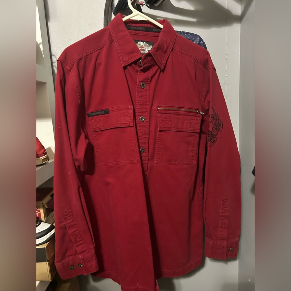 New red Harley Davidson long sleeve button down shirt size medium